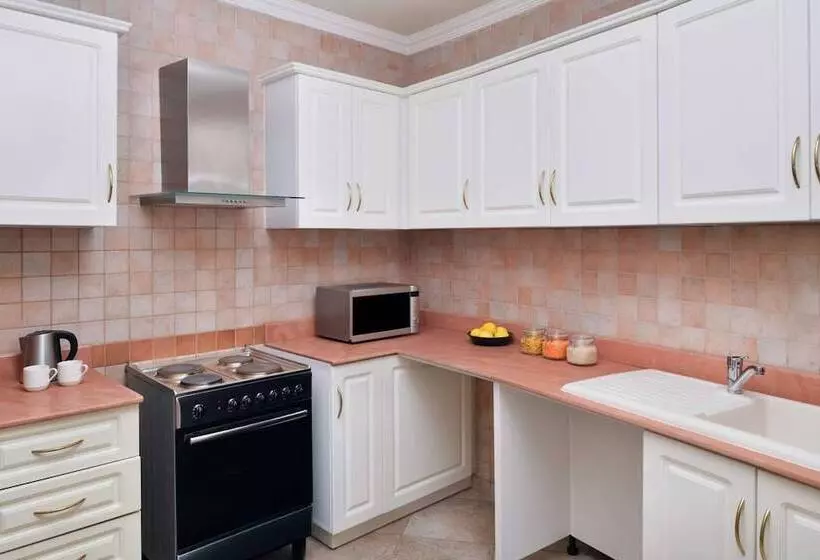 Standard-studio, Al Hamra Residence