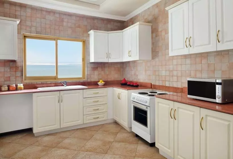 Standard-studio, Al Hamra Residence