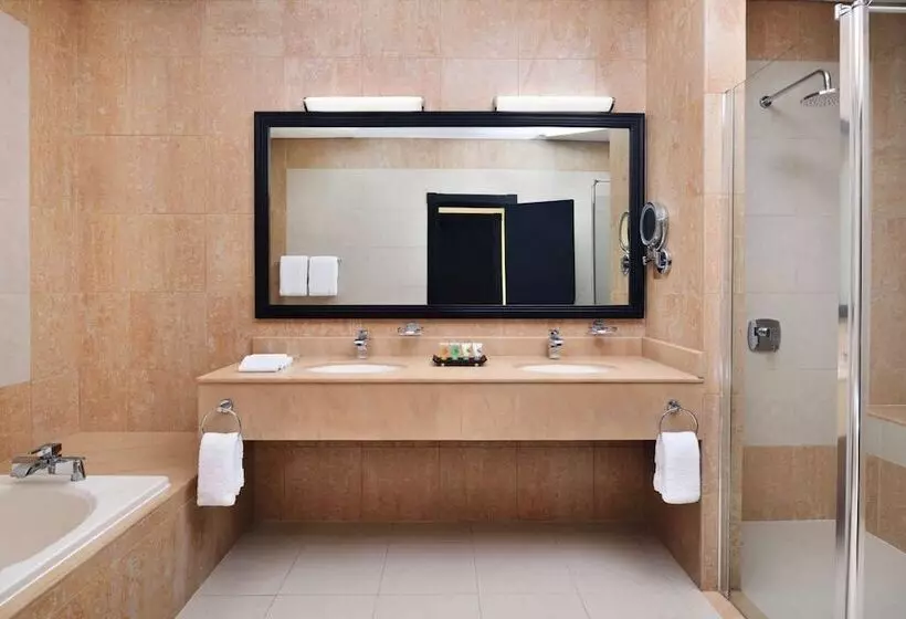 Deluxe-huone, Al Hamra Residence