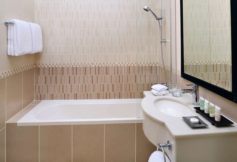 اتاق لوکس, Al Hamra Residence