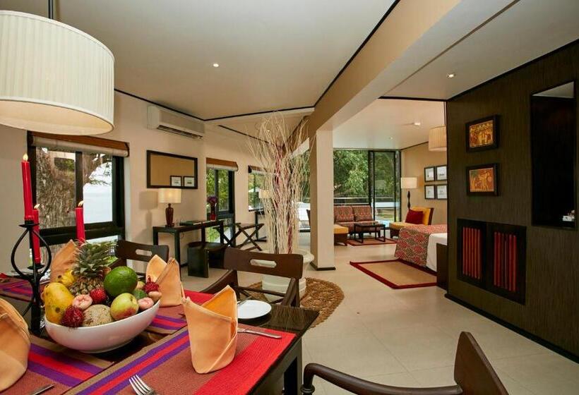 디럭스 스위트, Ekho Safari Tissa