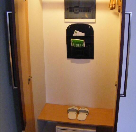 디럭스 룸, Grand Serela Setiabudhi Bandung