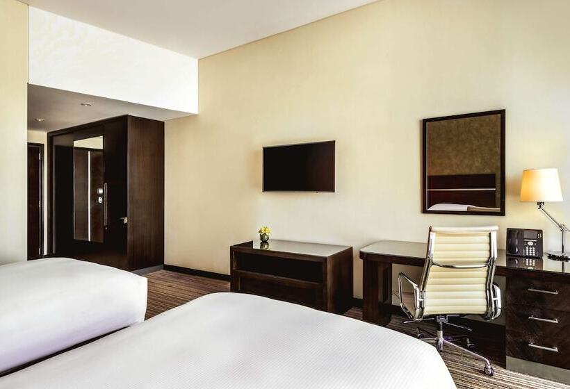 Club Room, Hyatt Regency Oryx Doha