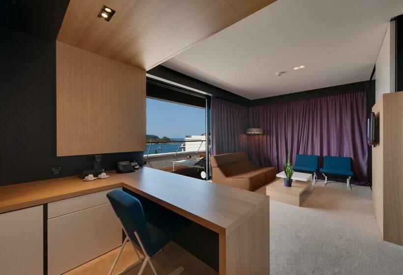 Люкс, Lone Hotel By Maistra Collection