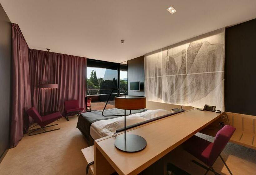 اتاق استاندارد, Lone Hotel By Maistra Collection