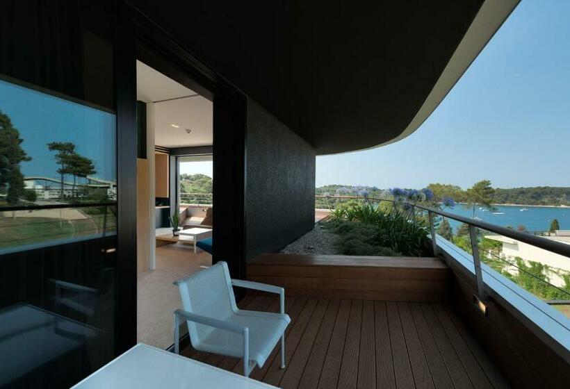 Люкс, Lone Hotel By Maistra Collection