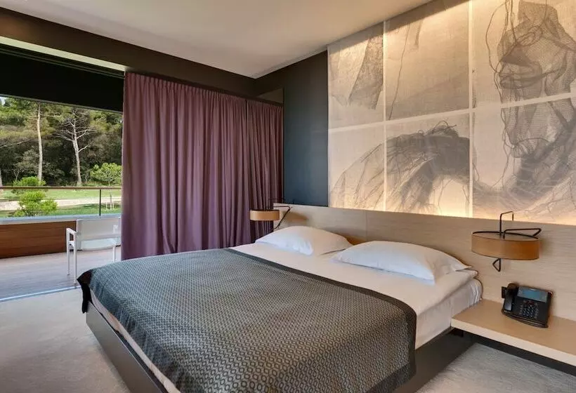 スイート, Lone Hotel By Maistra Collection