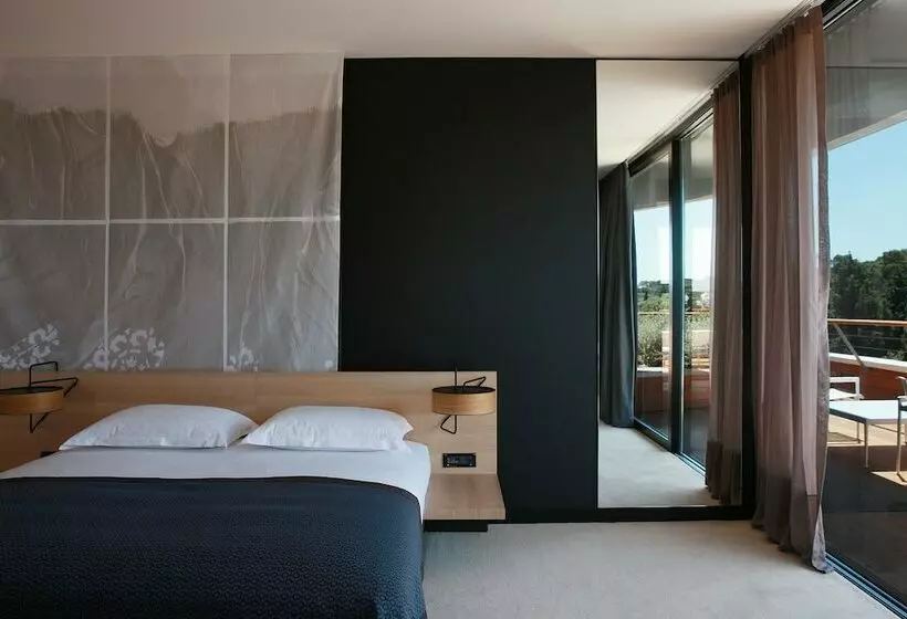 スイート, Lone Hotel By Maistra Collection