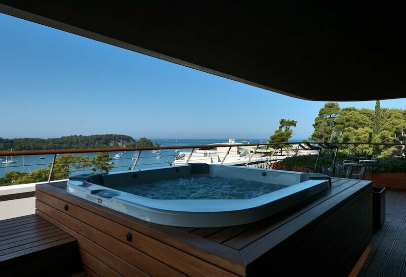 Люкс, Lone Hotel By Maistra Collection