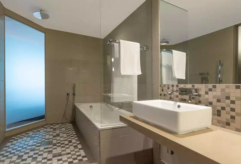 اتاق استاندارد, Radisson Blu Gautrain Hotel, Sandton Johannesburg