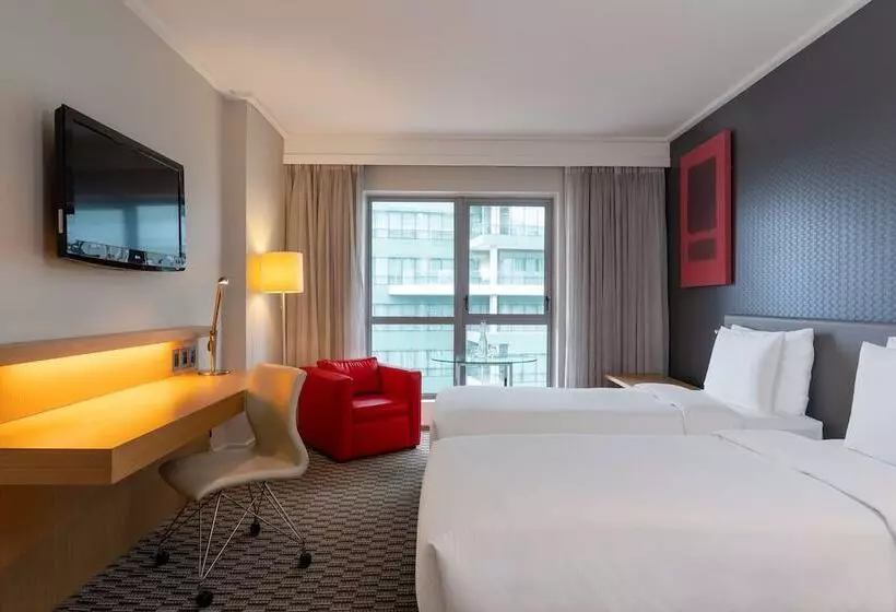 اتاق استاندارد, Radisson Blu Gautrain Hotel, Sandton Johannesburg
