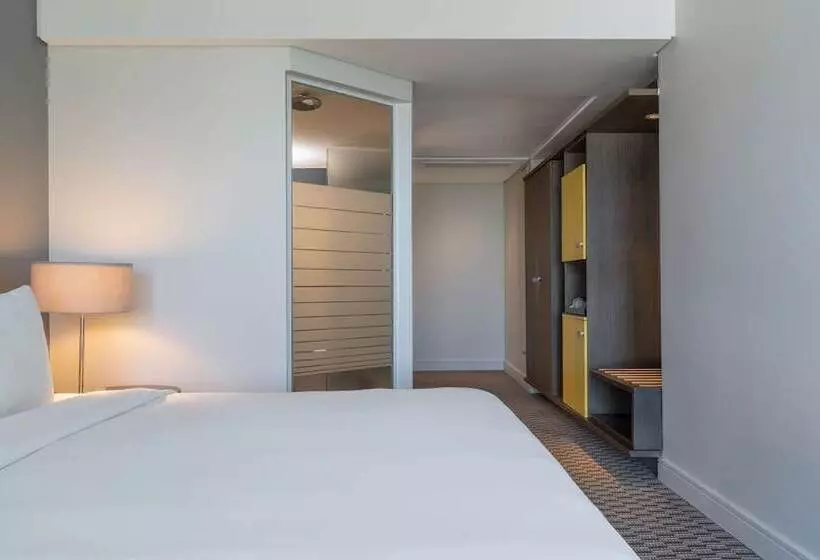 اتاق سوپریور, Radisson Blu Gautrain Hotel, Sandton Johannesburg