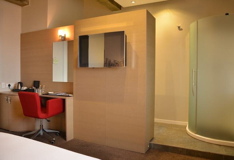 Номер Deluxe, Reef