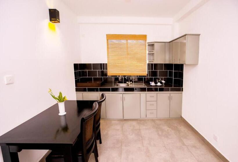 סוויטה, St.lachlan Hotel & Suites