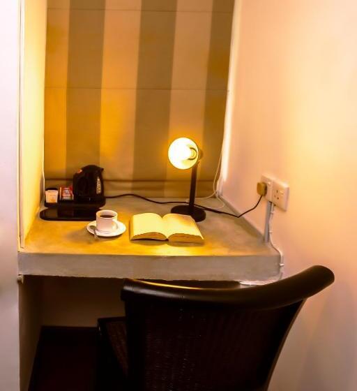 סוויטה, St.lachlan Hotel & Suites