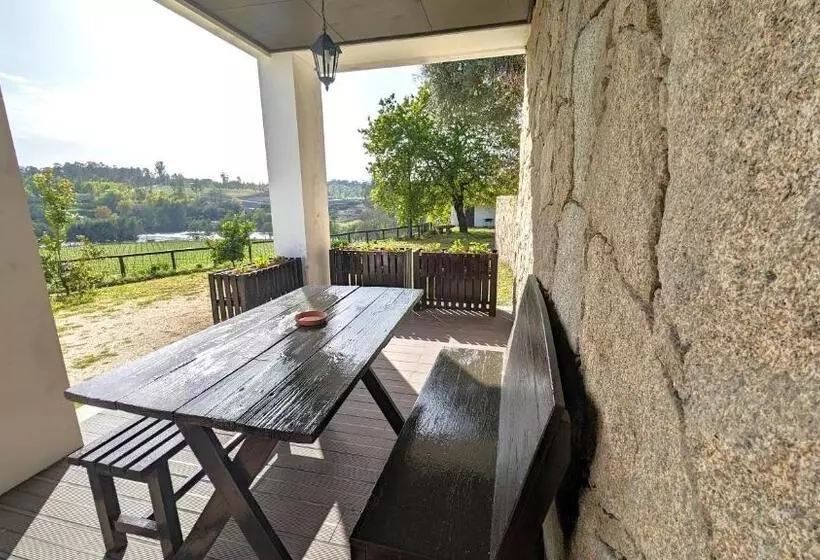 Perhehuone, Quinta Do Burgo Nature