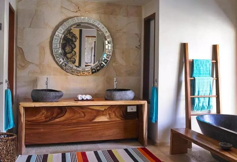 プール付き２人用あアパート, The Purist Villas & Spa Ubud