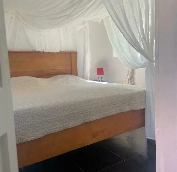 اتاق استاندارد با چشم‌انداز دریا, Habitation La Reine Du Camp Chambres D Hôtes