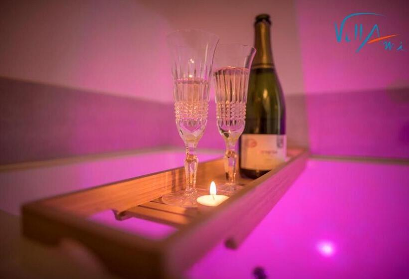 חדר משפחתי דלוקס, Villami