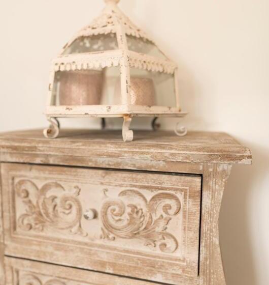 חדר משפחתי דלוקס, Villami