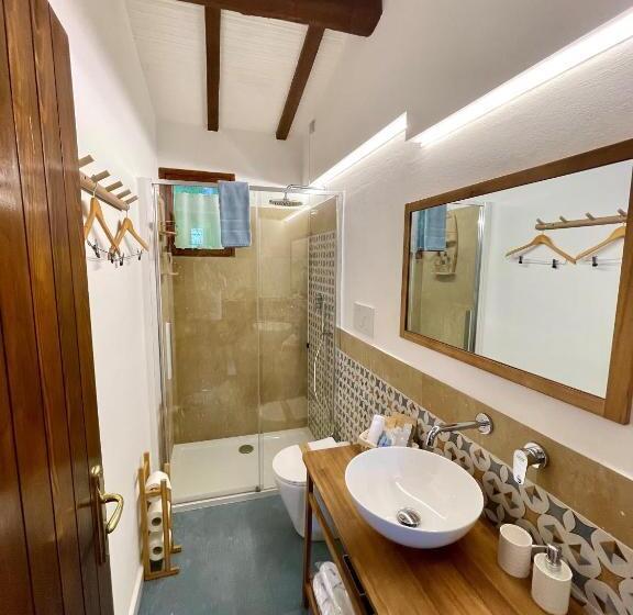 Дом 1 Спальня, La Panoramica Gubbio   Maison De Charme   Casette E Appartamenti Self Catering Per Vacanze Meravigli