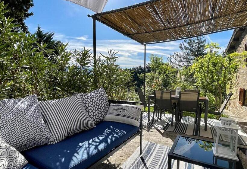 Апартаменты 3 Спальни, La Panoramica Gubbio   Maison De Charme   Casette E Appartamenti Self Catering Per Vacanze Meravigli