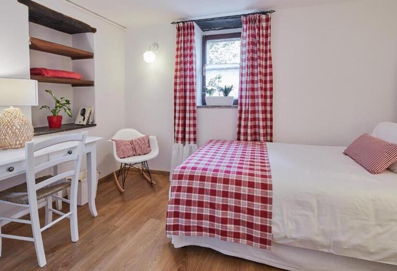 Апартаменты 3 Спальни, La Panoramica Gubbio   Maison De Charme   Casette E Appartamenti Self Catering Per Vacanze Meravigli