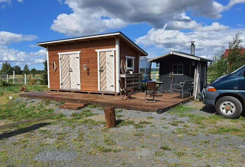 شقة غرفة واحدة, Tiinan Tallin Talo