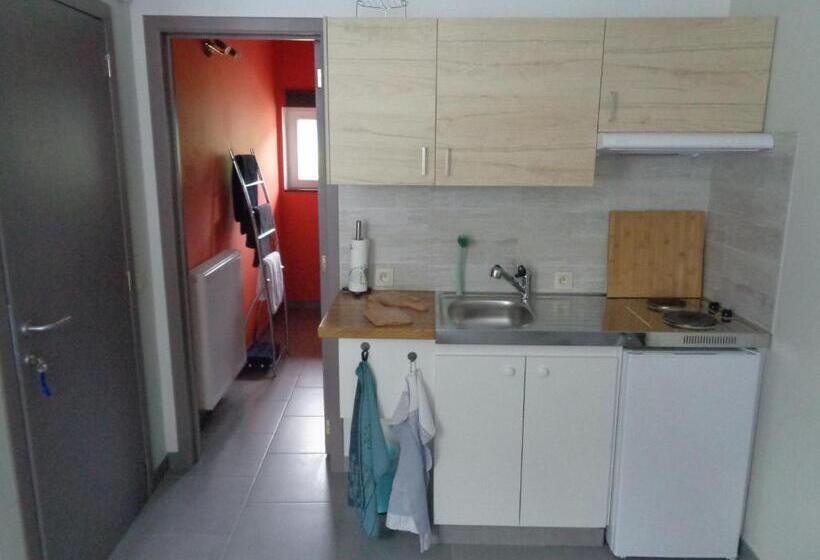 Студия Стандарт, Au Pied De L Abbaye De Leffe