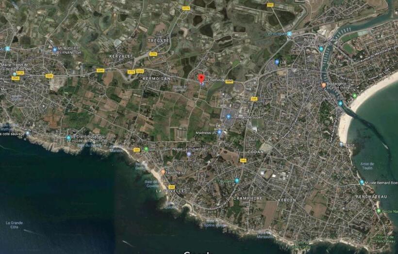 استودیو استاندارد با چشم‌انداز باغ, La Cabine De Plage