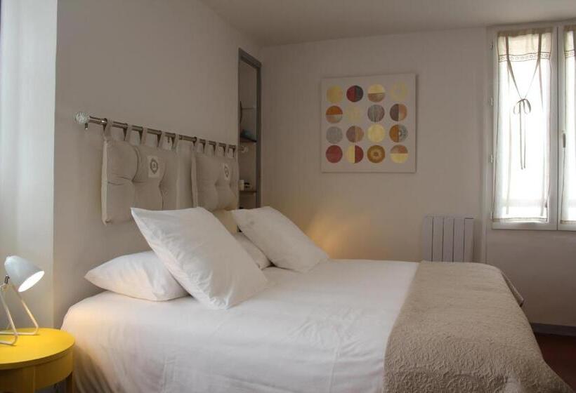 スタンダードルーム, La Maison De Jules