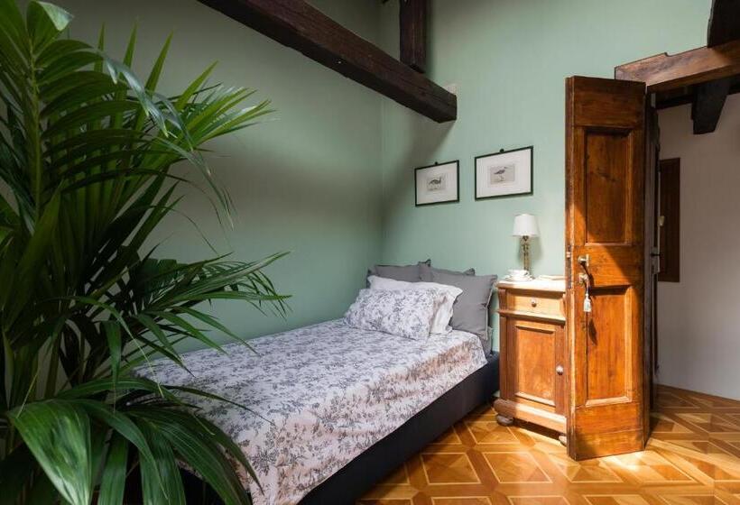 اتاق سوپریور خانوادگی, Little Garden