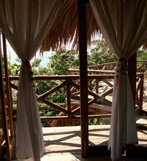 غرفة عائلية مطلّة علي البحر, Sal De Mar