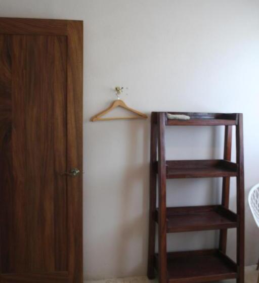 شقة غرفتين, Sal De Mar