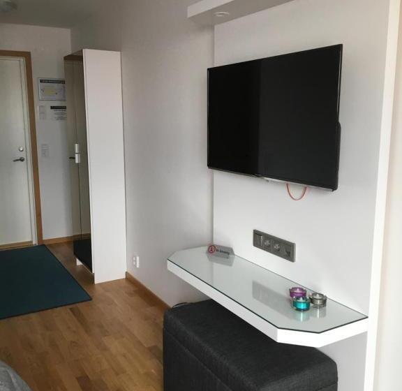 Номер Стандарт, ömc Kurshotell