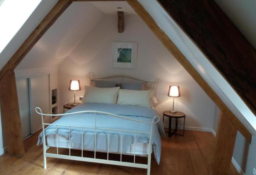 Люкс, Les Trois Prunelles