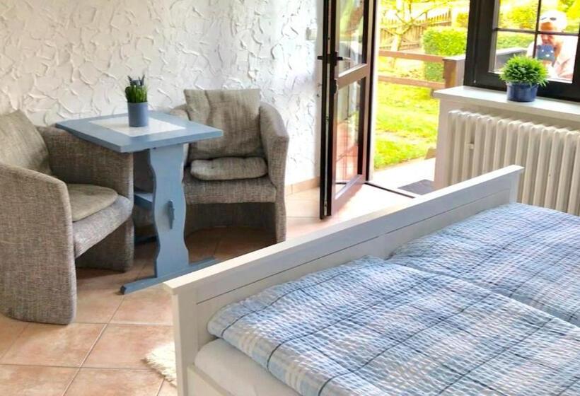 غرفة قياسية مزوَّدة بتراس, Landhaus Schlunt