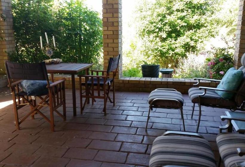 Люкс Повышенной Комфортности, Beezneez B&b