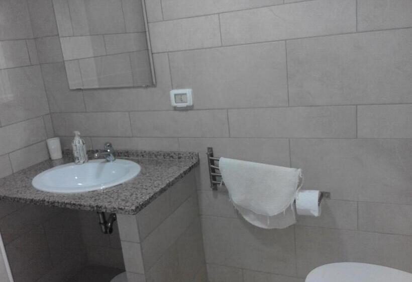 اتاق اکونومی, Pescandora