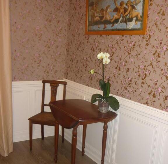 جناح غرفتين نوم, Stretcha