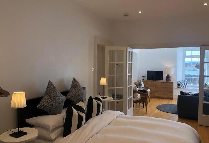 デラックススタジオ, The Harbour Studio