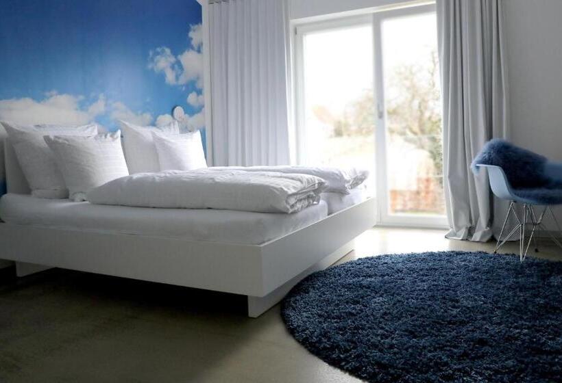 스탠다드 룸, Julius In Der Pfalz