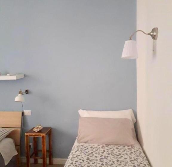 اتاق کلاسیک سه تخته, Affittacamere Orbetello Centro