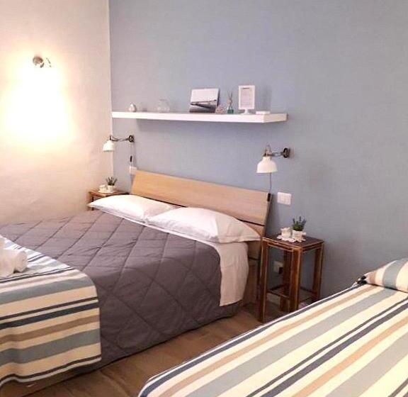 اتاق کلاسیک سه تخته, Affittacamere Orbetello Centro