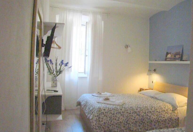 اتاق کلاسیک سه تخته, Affittacamere Orbetello Centro