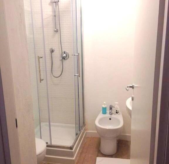 اتاق عادی, Affittacamere Orbetello Centro