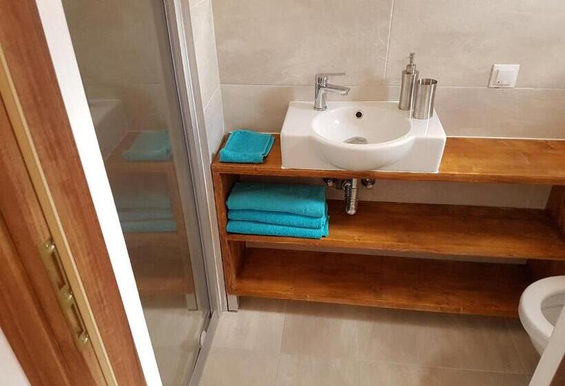 标准三人间, Montana Resort Colibita