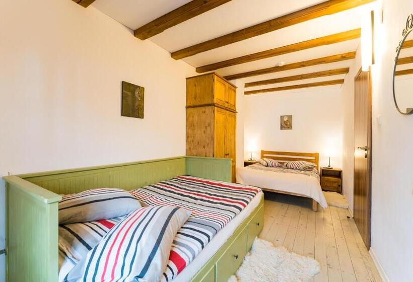 标准三人间, Montana Resort Colibita