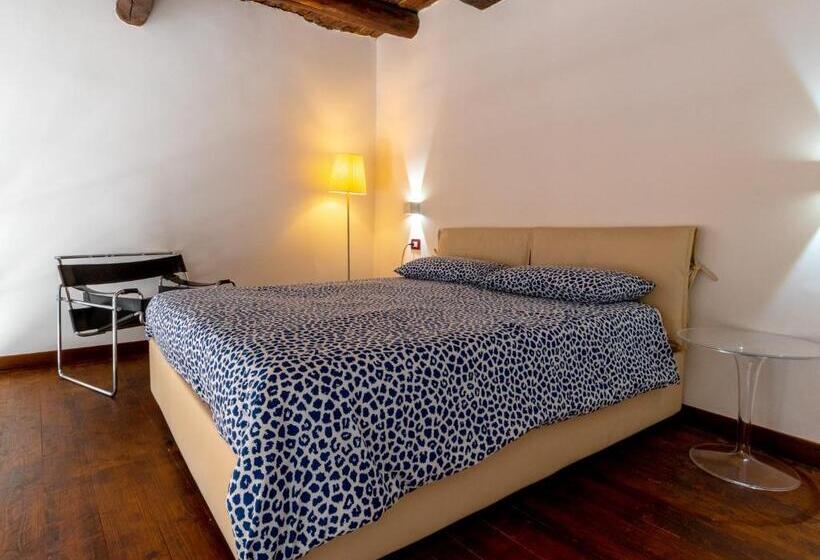 חדר סופריור, Notti Vesuviane