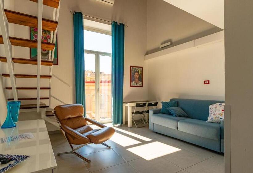 חדר סופריור, Notti Vesuviane